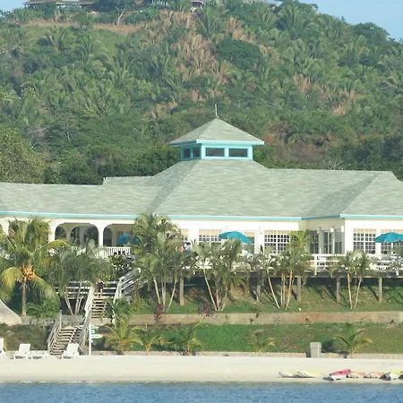 Turquoise Bay Dive & Beach Resort-2